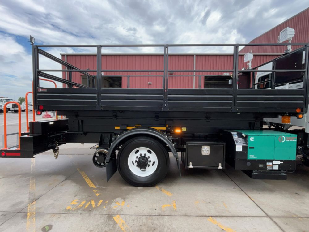 2026 Freightliner M2106 4x2 TESCO BSL100-14 Hi-Rail Scissor Lift Truck