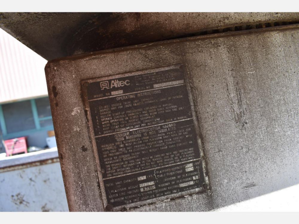 2000 Int'l 4700 Altec Cable Placer
