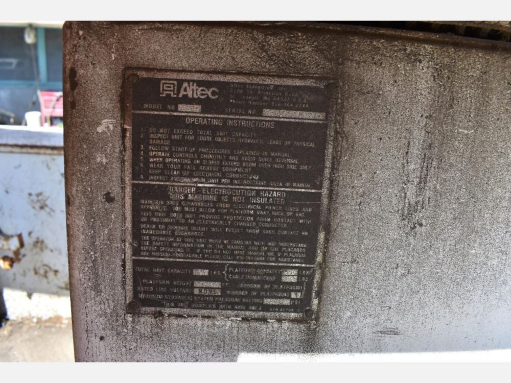 2000 Int'l 4700 Altec Cable Placer