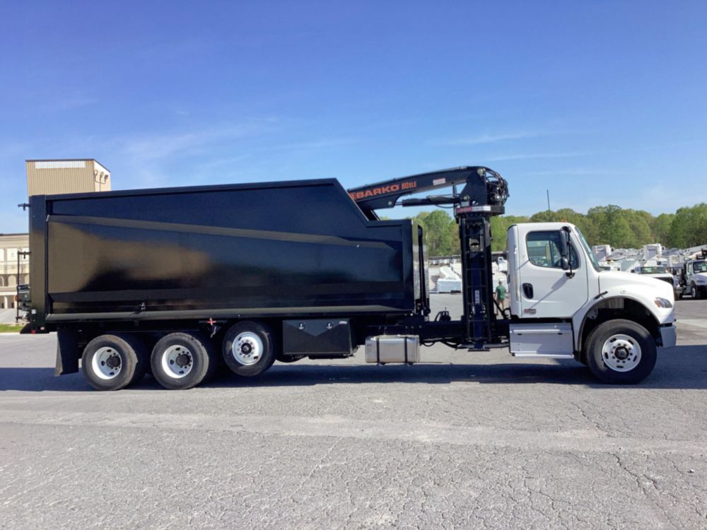 2025 Freightliner M2106 8x4 BARKO 80XLE Grapple Truck