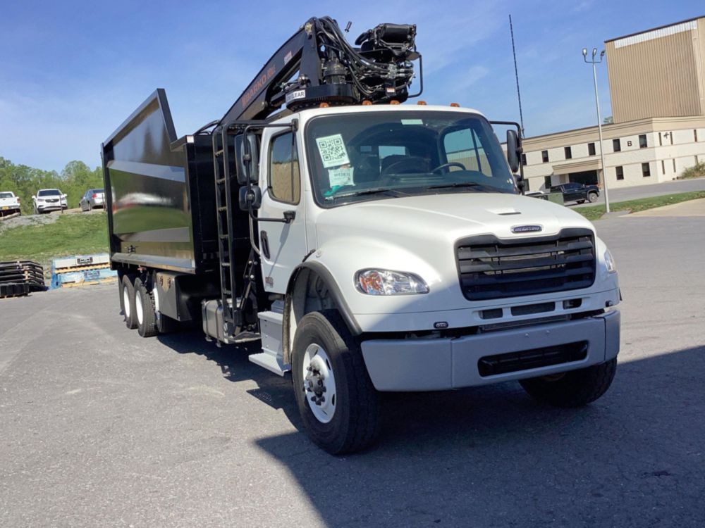 2025 Freightliner M2106 8x4 BARKO 80XLE Grapple Truck