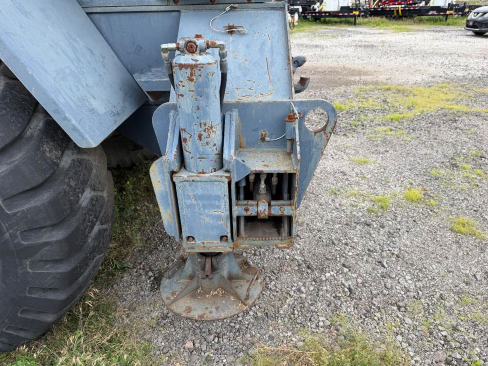 1993 LORAIN LRT-230E Rough Terrain Crane
