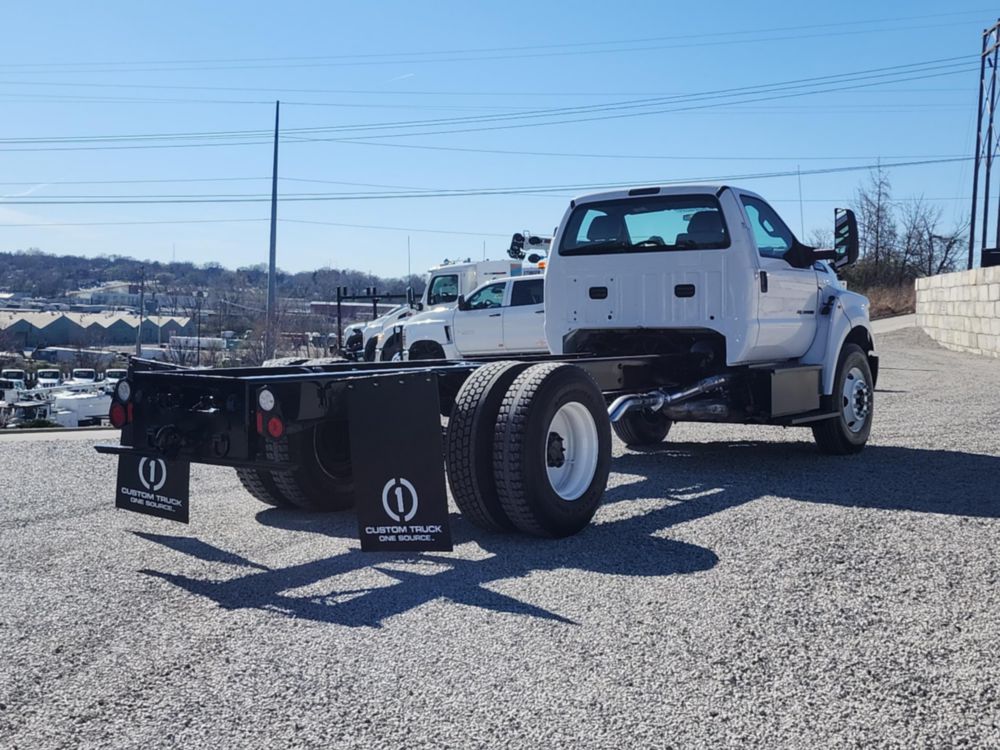 2019 Ford F-750 4x2 Cab & Chassis