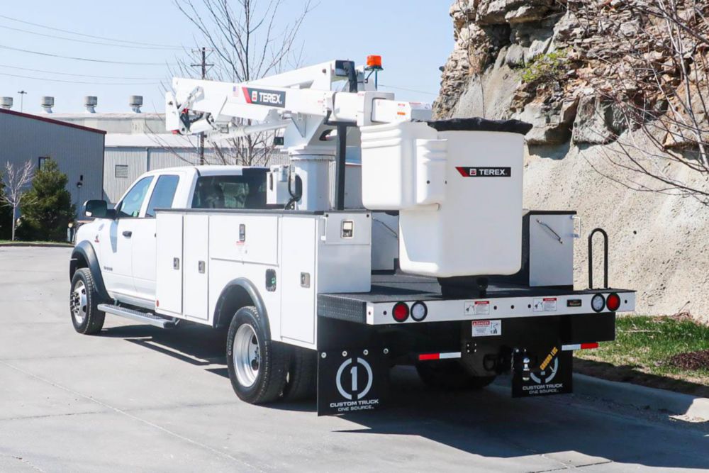 40 ft Non Insulated AWD Telecom Bucket Truck