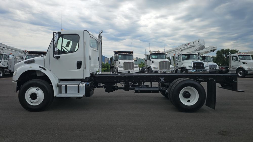 2020 Freightliner M2106 4x4 Cab & Chassis