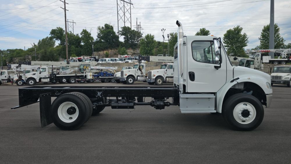 2020 Freightliner M2106 4x4 Cab & Chassis