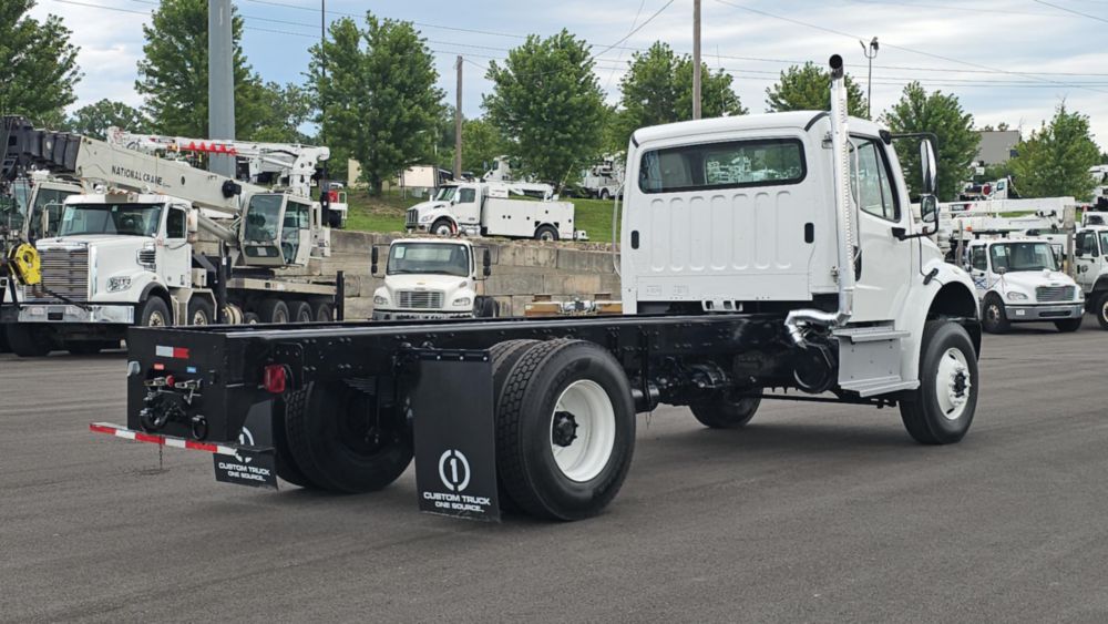 2020 Freightliner M2106 4x4 Cab & Chassis