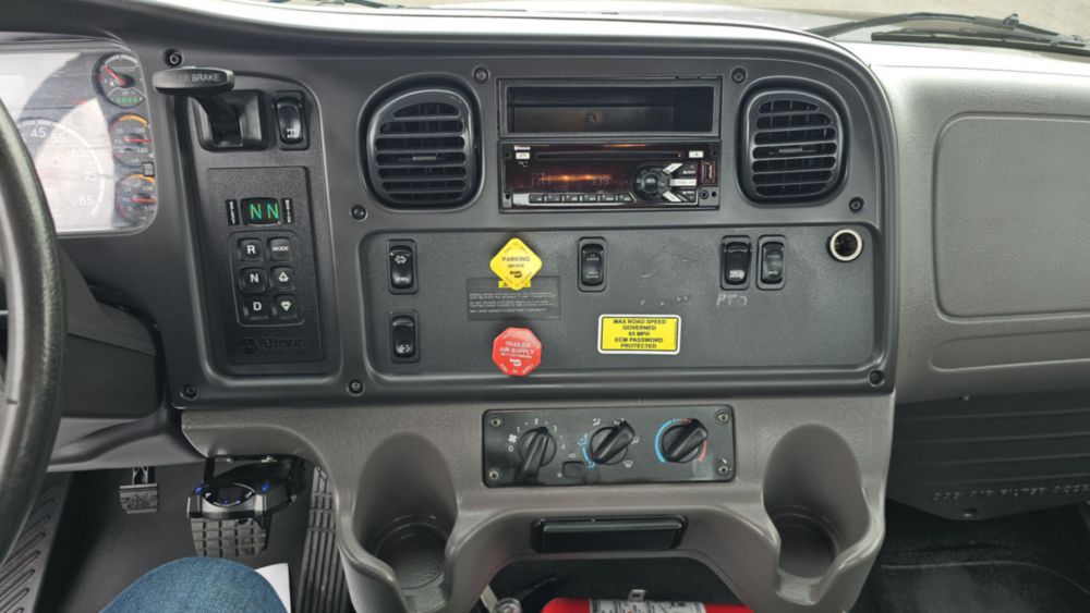2020 Freightliner M2106 4x4 Cab & Chassis