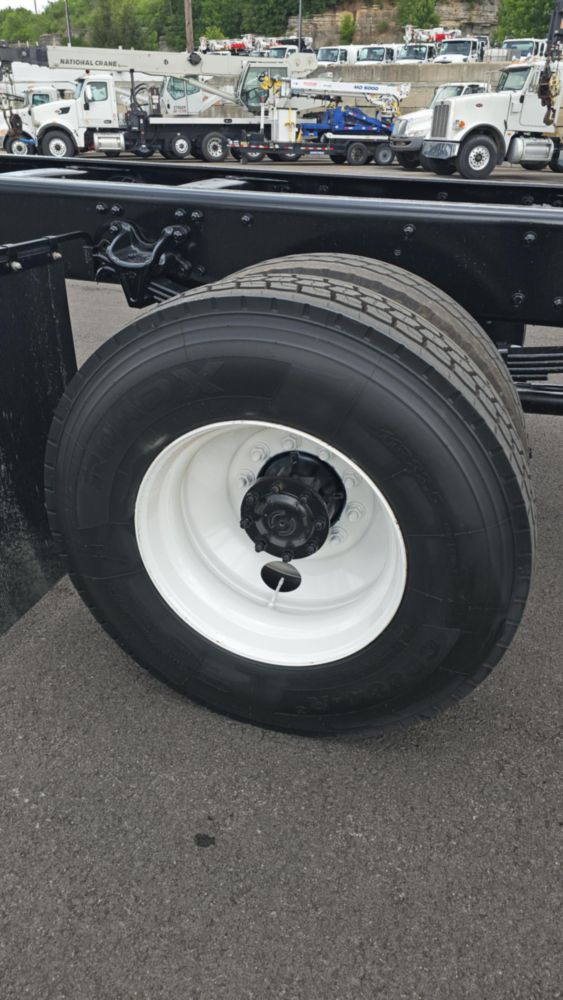 2020 Freightliner M2106 4x4 Cab & Chassis