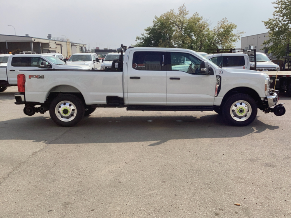 2025 Ford F250 4x4 Hi-Rail Pickup Truck