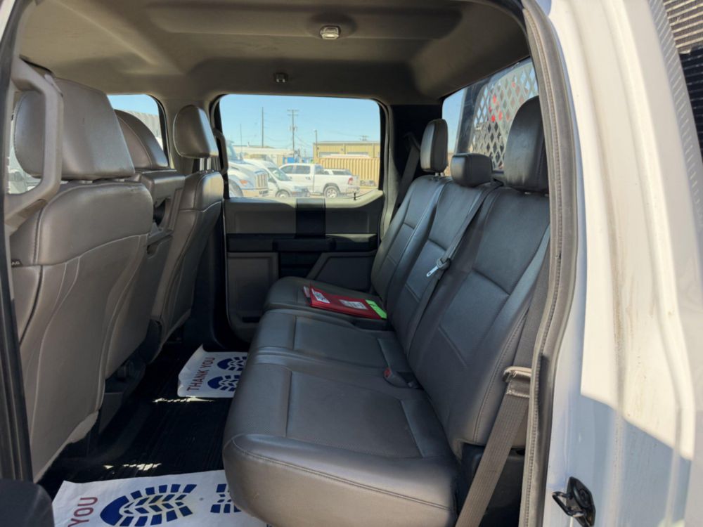 2018 Ford F-550 4x4 Crew Cab Flatbed Truck