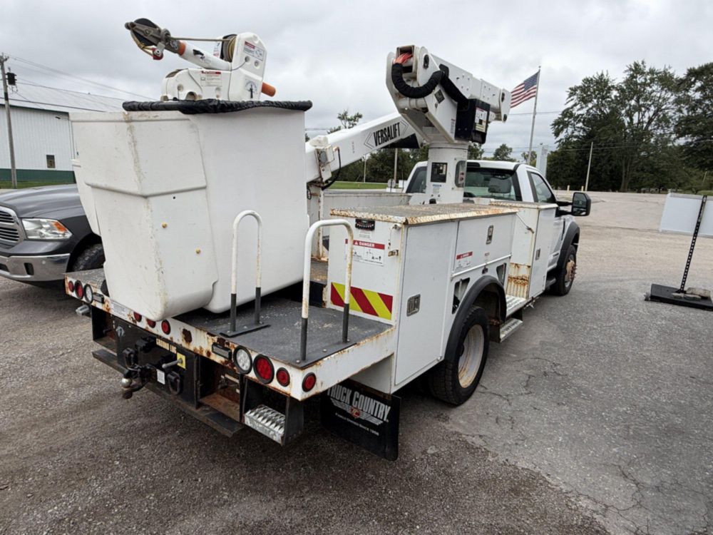 2019 Ford F-550 4x4 Versalift VST-40I Material Handler Bucket Truck