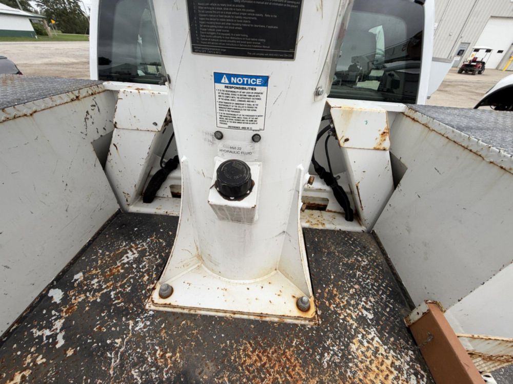 2019 Ford F-550 4x4 Versalift VST-40I Material Handler Bucket Truck