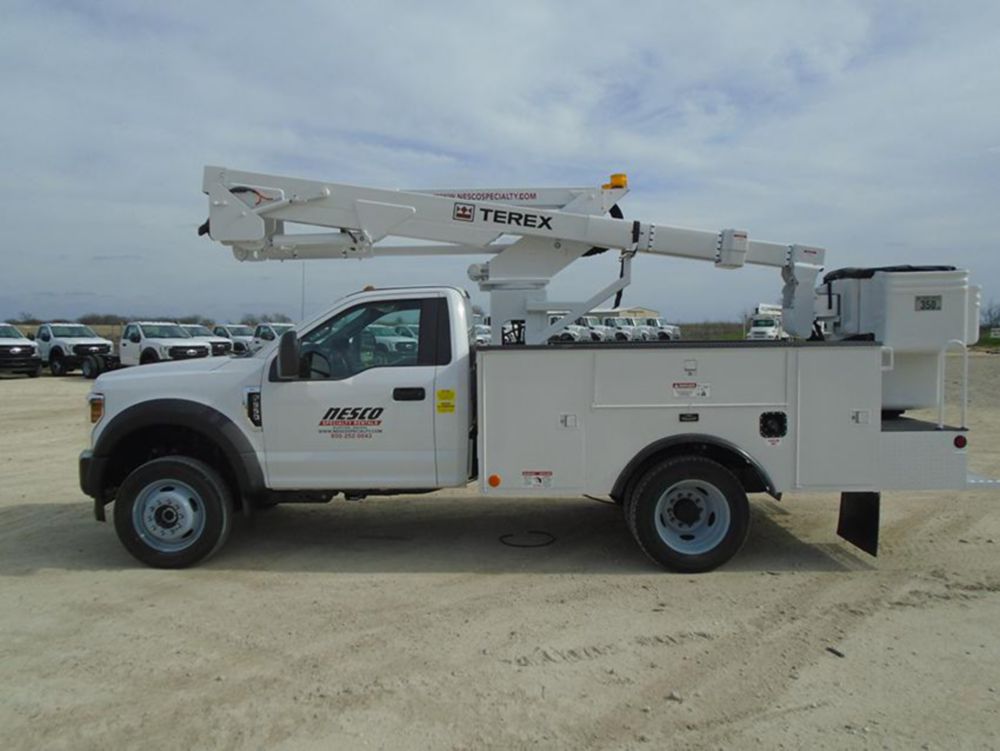 38 ft Non Insulated AWD Telecom Bucket Truck