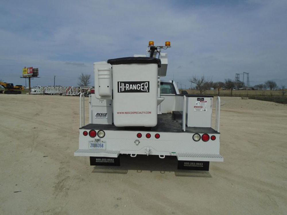 38 ft Non Insulated AWD Telecom Bucket Truck