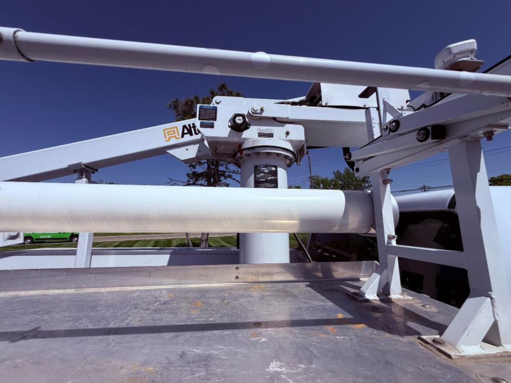 2022 Dodge 5500 4x4 Diesel Altec AT-235 Bucket Truck