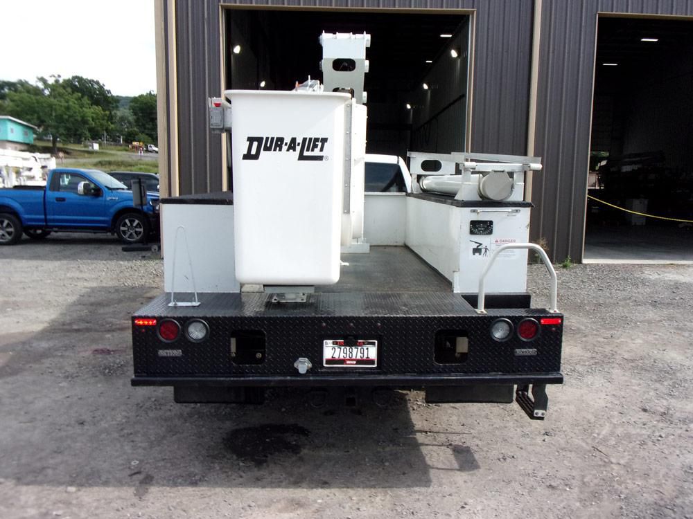 38 ft Non Insulated Telecom Bucket Truck