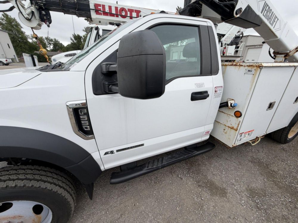 2019 Ford F-550 4x4 Versalift VST-40I Material Handler Bucket Truck