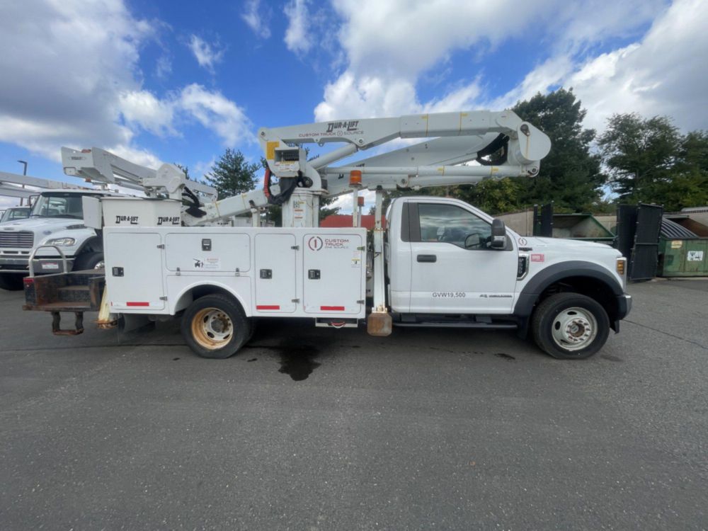 2018 Ford F-550 4x4 Duralift DPM2-47 Material Handler Bucket Truck