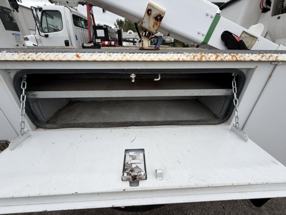 2019 Ford F-550 4x4 Versalift VST-40I Material Handler Bucket Truck