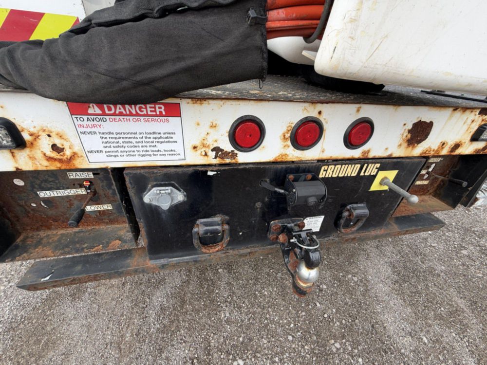 2019 Ford F-550 4x4 Versalift VST-40I Material Handler Bucket Truck