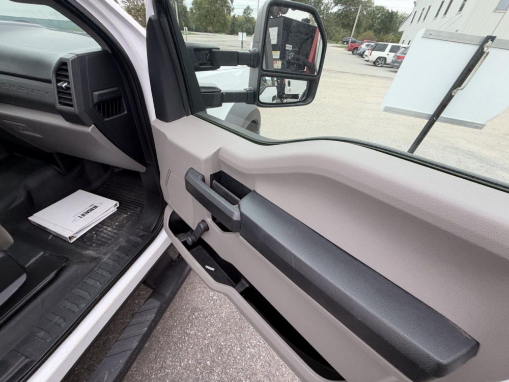 2019 Ford F-550 4x4 Versalift VST-40I Material Handler Bucket Truck