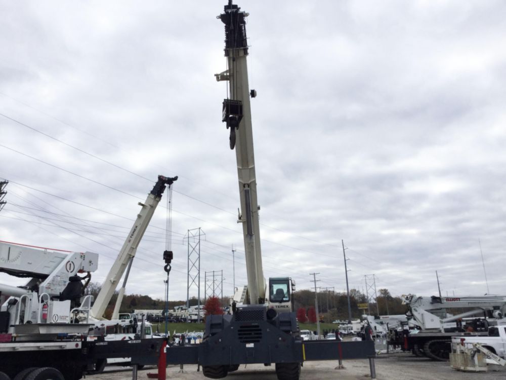 2013 Terex RT130 Rough Terrain Crane