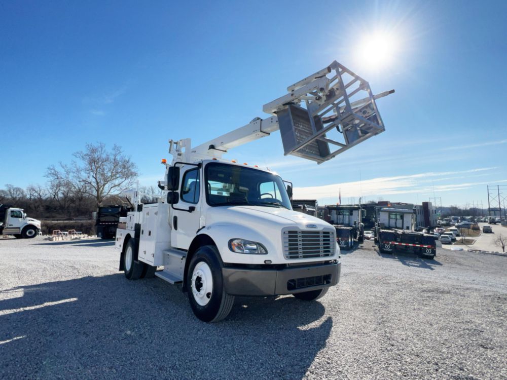 2019 Freightliner M2106 4x2 POSI+ 800-40 Cable Placer