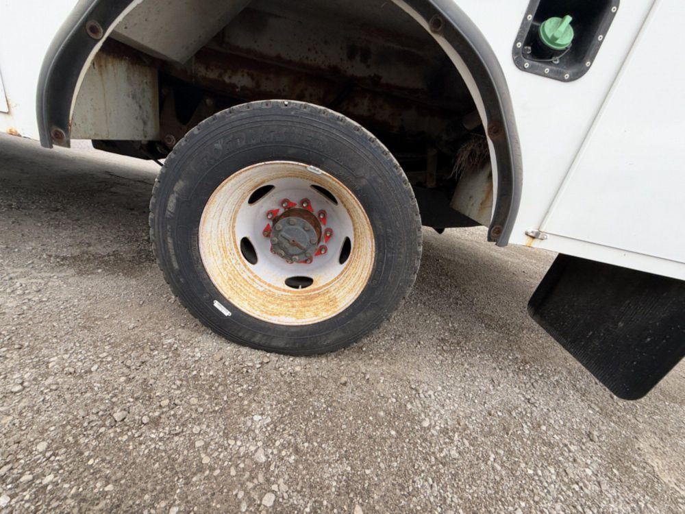 2019 Ford F-550 4x4 Versalift VST-40I Material Handler Bucket Truck
