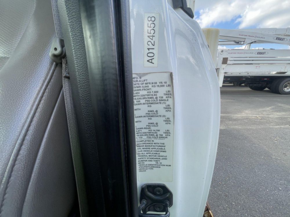 2018 Ford F-550 4x4 Duralift DPM2-47 Material Handler Bucket Truck