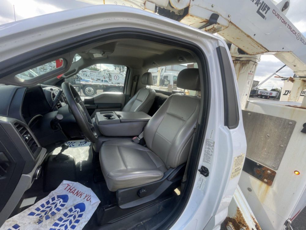2018 Ford F-550 4x4 Duralift DPM2-47 Material Handler Bucket Truck