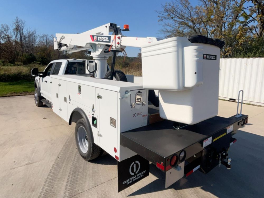 2027 Ford F550 4x4 Terex Utilities LT40 Bucket Truck