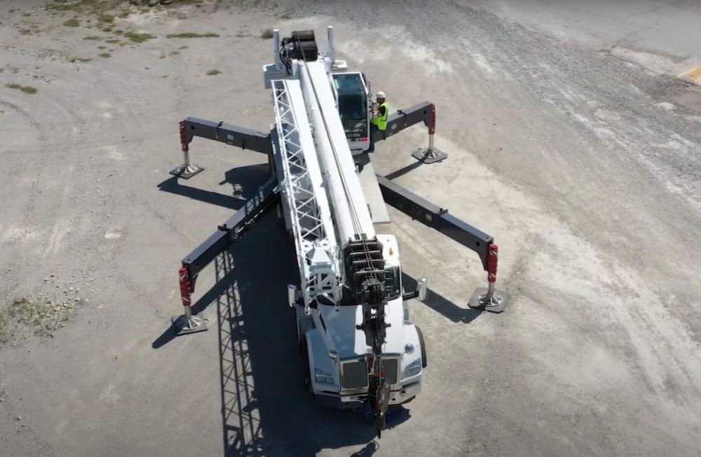80 tons 160 ft Boom Truck