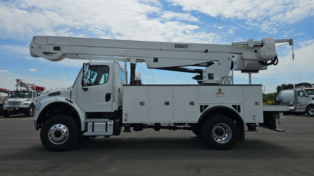 2021 Freightliner M2106 4x4 Versalift VN-555-MHI Bucket Truck