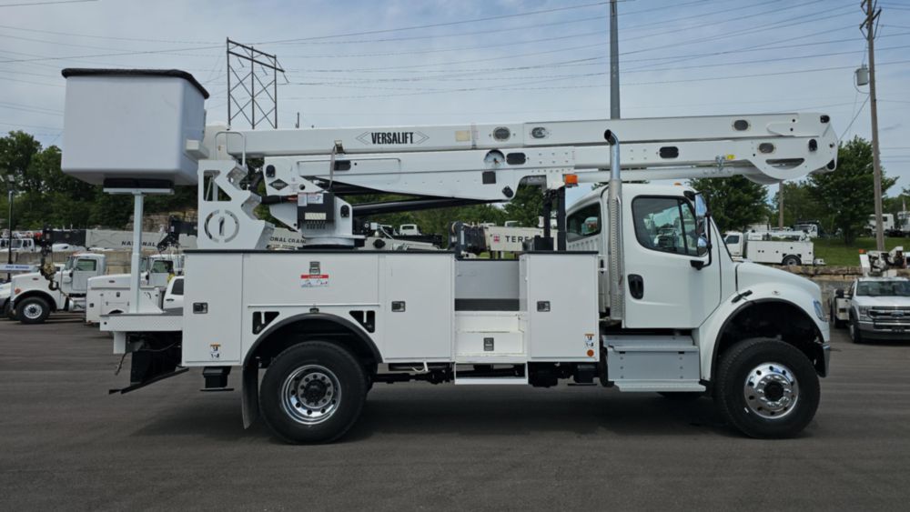 2021 Freightliner M2106 4x4 Versalift VN-555-MHI Bucket Truck