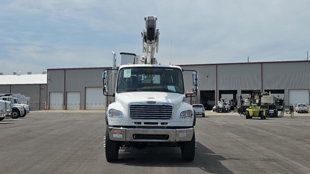 2021 Freightliner M2106 4x4 Versalift VN-555-MHI Bucket Truck
