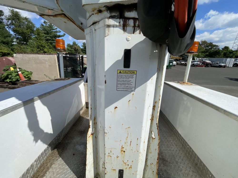 2018 Ford F-550 4x4 Duralift DPM2-47 Material Handler Bucket Truck