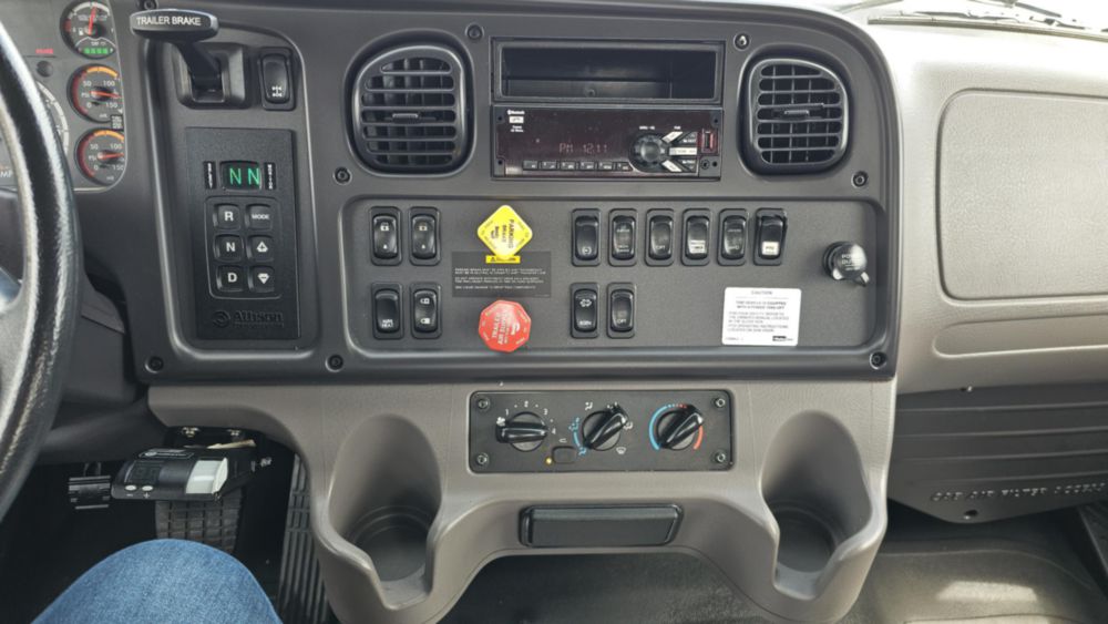 2021 Freightliner M2106 4x4 Versalift VN-555-MHI Bucket Truck
