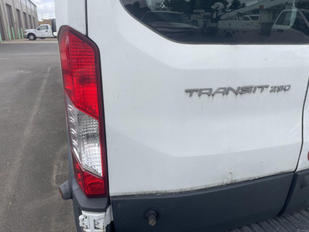 2016 Ford T-250 4x2 Transit Van