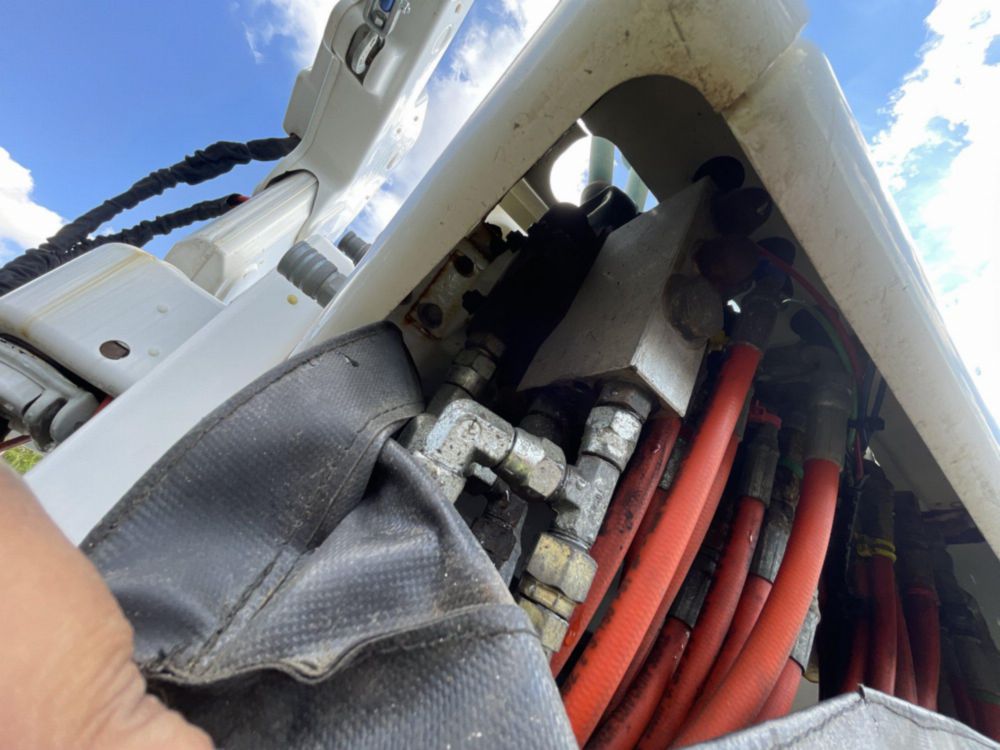 2018 Ford F-550 4x4 Duralift DPM2-47 Material Handler Bucket Truck