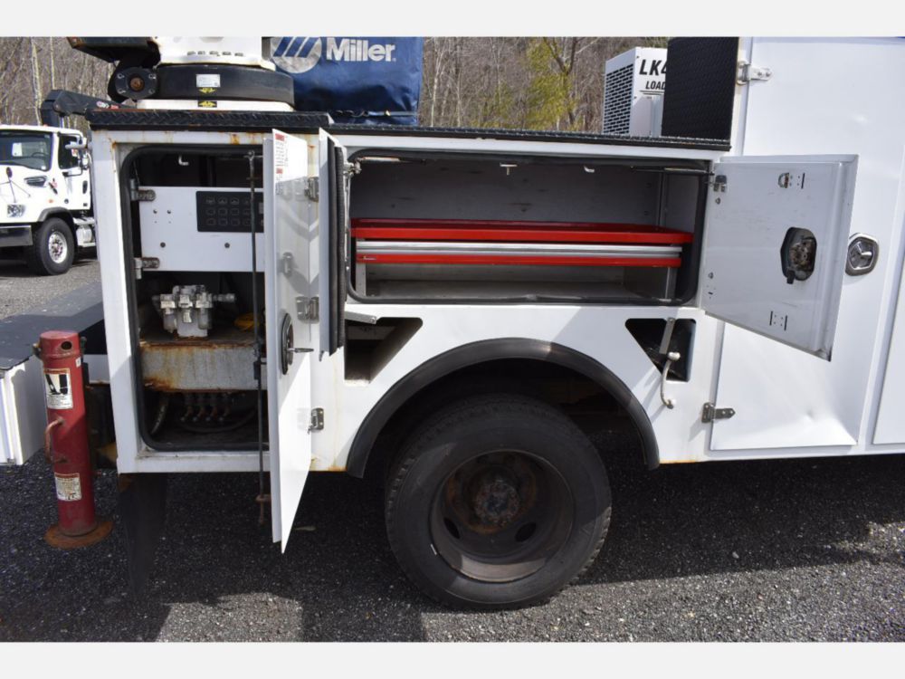 2021 Chevrolet 5500 4x4 Load King Voyager Service Truck