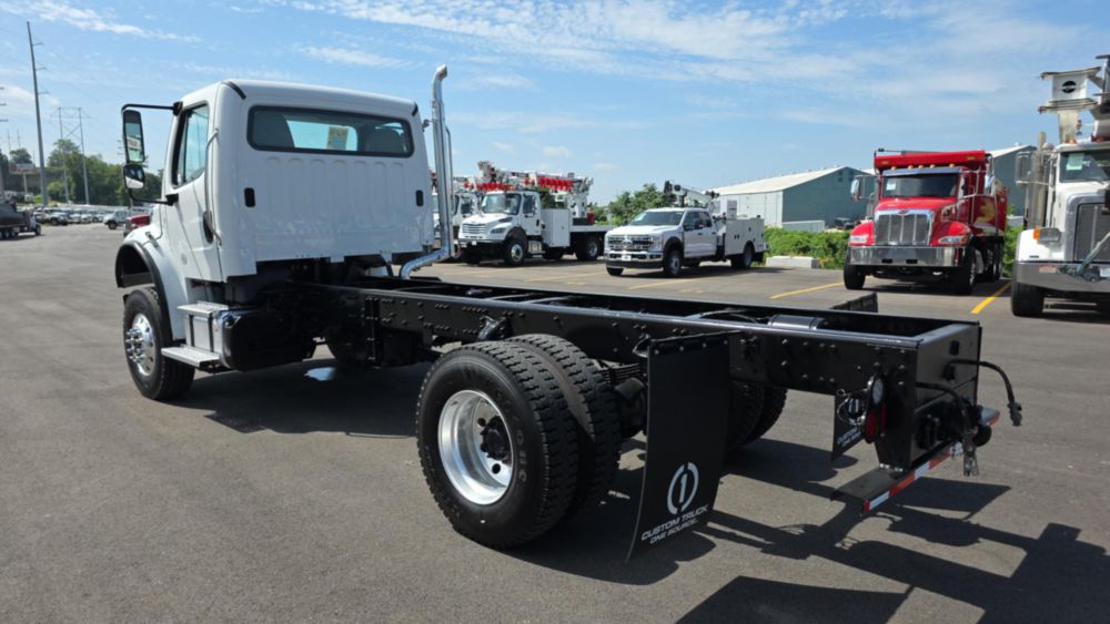 2020 Freightliner M2106 4x4 Cab & Chassis