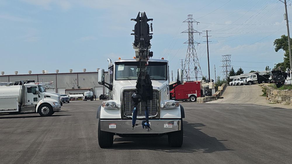 2019 Peterbilt 567 10x6 National NBT45-127 Boom Truck