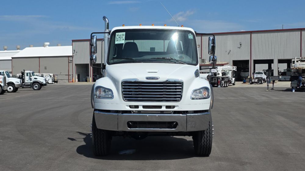 2020 Freightliner M2106 4x4 Cab & Chassis
