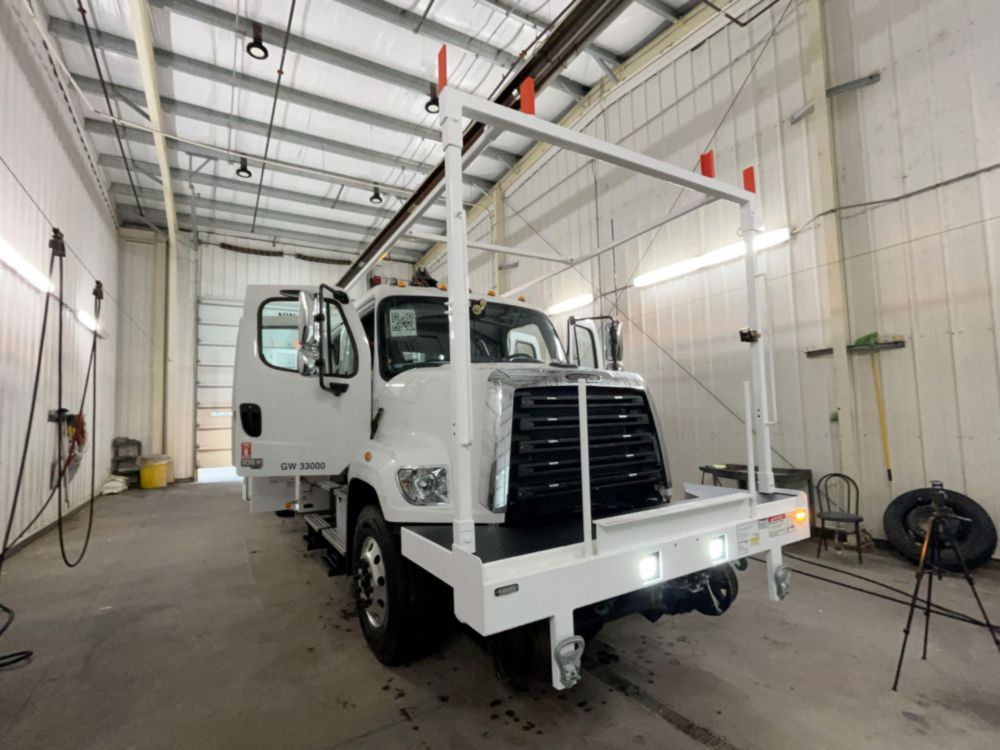 2026 Freightliner 108SD 4x2 IMT 10/72SL K3 Hi-Rail Section Truck