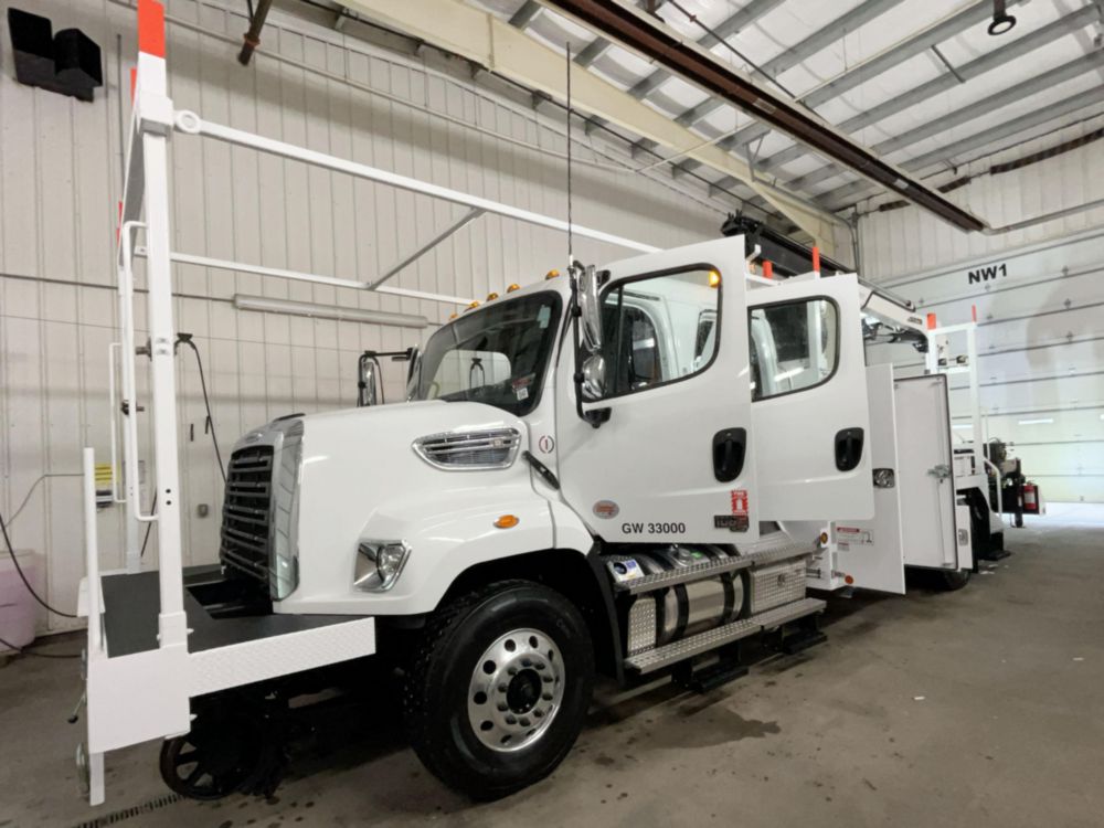 2026 Freightliner 108SD 4x2 IMT 10/72SL K3 Hi-Rail Section Truck