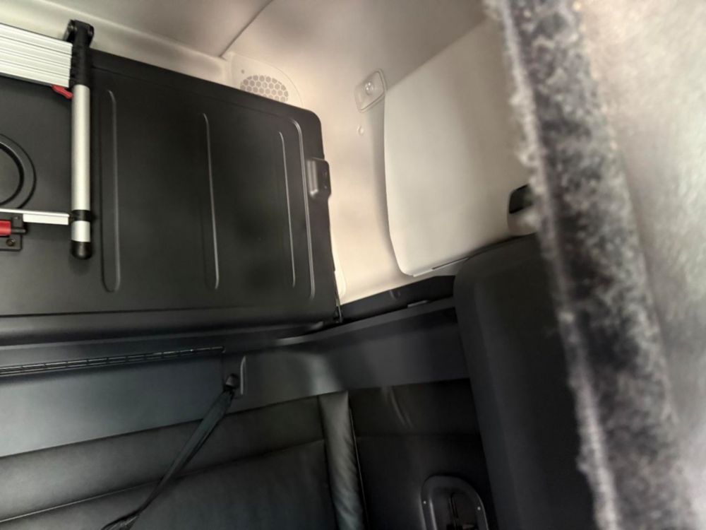 2023 Freightliner Cascadia Double Bunk Sleeper Truck