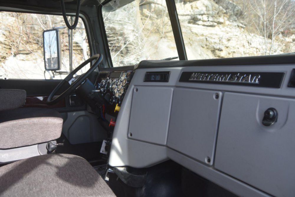60 tons 128 ft Boom Truck