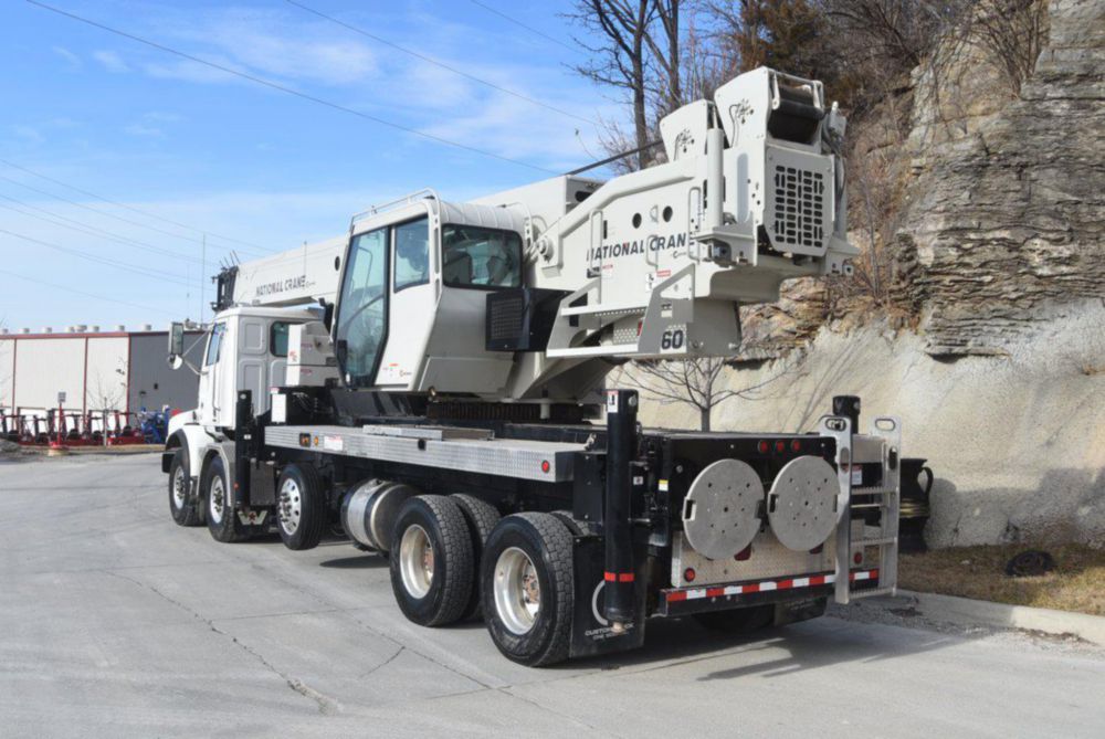 60 tons 128 ft Boom Truck
