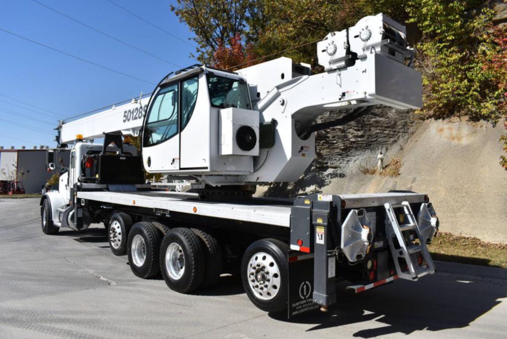 50 tons 102-128 ft Boom Truck